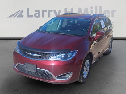 Used 2018 Chrysler Pacifica Touring-L