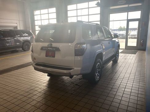Used 2024 Toyota 4Runner TRD Off-Road image 17