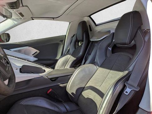 Used 2021 Chevrolet Corvette 3LT w/ Z51 Performance Package image 10