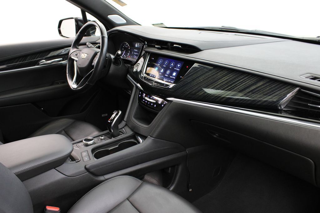 Used 2023 Cadillac XT6 Premium Luxury AWD/4WD image 26