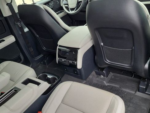 Used 2025 Lincoln Aviator Reserve w/ Jet Appearance Package AWD/4WD image 20