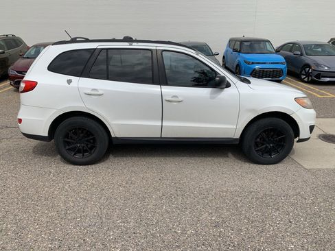 Used 2010 Hyundai Santa Fe GLS w/ Premium Pkg 2 AWD/4WD image 4