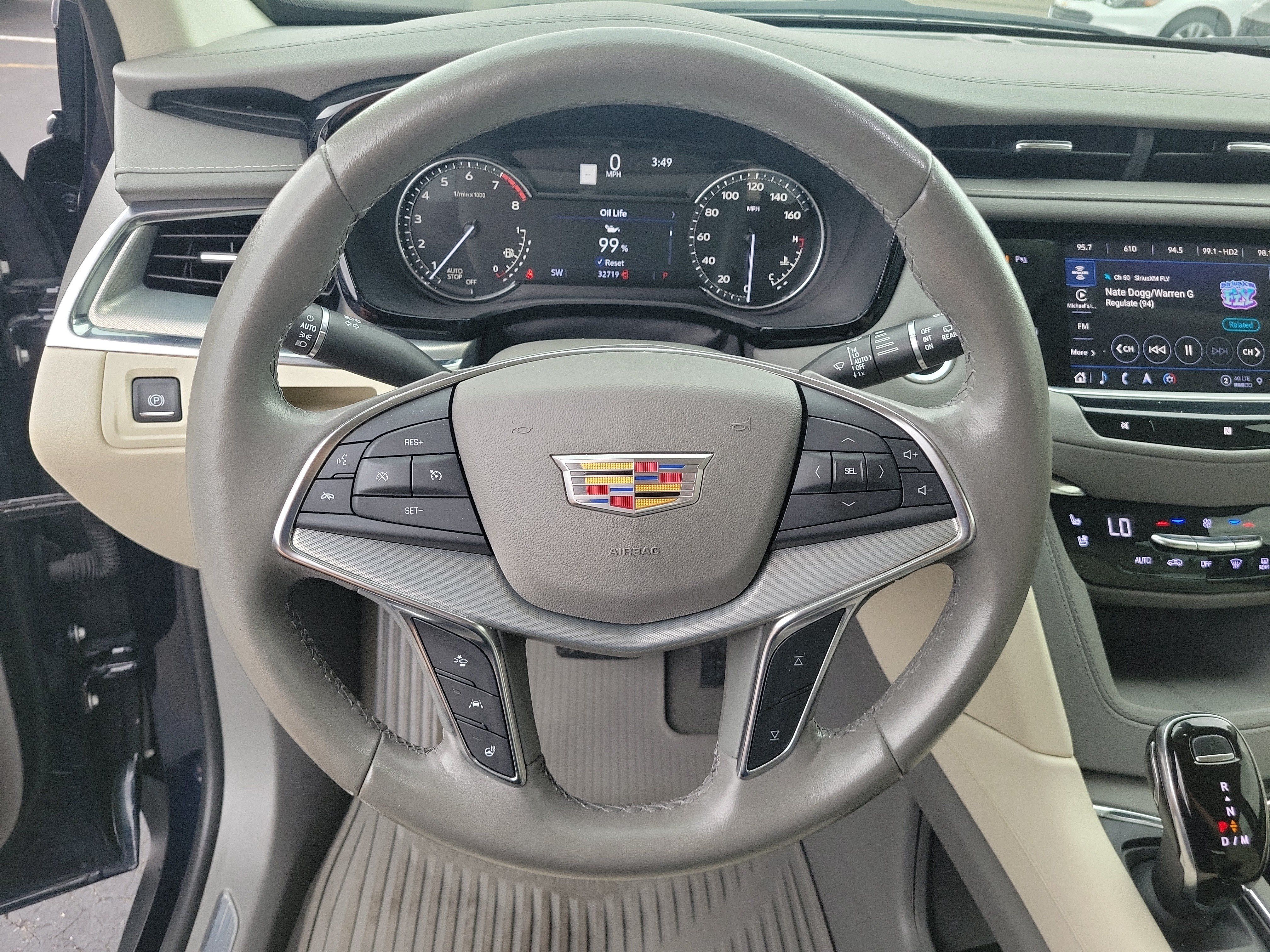 Used 2021 Cadillac XT5 Premium Luxury FWD image 23