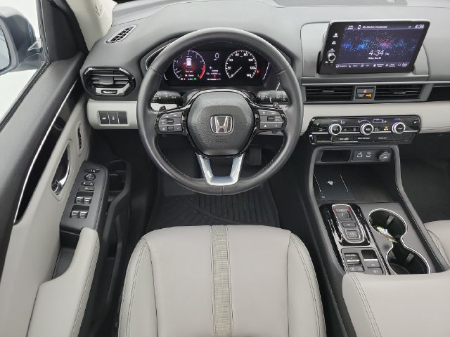 Used 2024 Honda Pilot Touring image 17