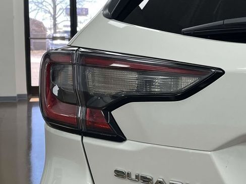 Used 2024 Subaru Outback Limited XT AWD/4WD image 12