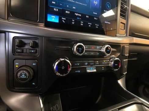 New 2025 Ford F150 XLT w/ Equipment Group 301A Standard image 17