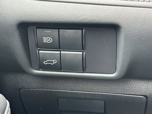 Used 2022 Toyota Highlander XSE image 33