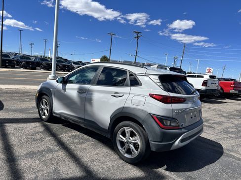 Used 2023 Hyundai Kona SEL w/ Cargo Package AWD/4WD image 3