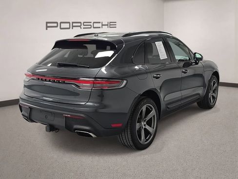 Certified 2025 Porsche Macan AWD/4WD image 7