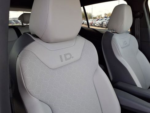 Certified 2021 Volkswagen ID.4 Pro S w/ ID.4 Protection Package image 12