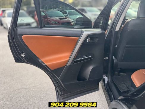 Used 2016 Toyota RAV4 Limited FWD image 29