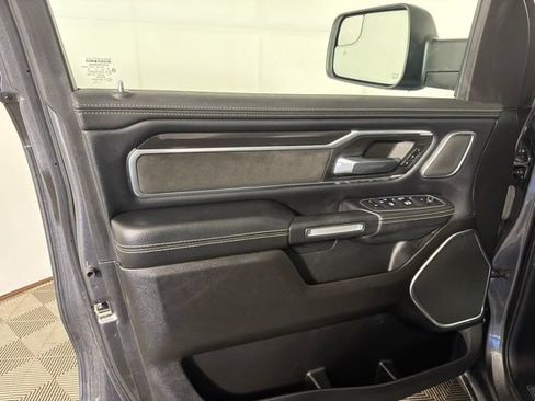 Used 2022 RAM 1500 Laramie AWD/4WD image 8