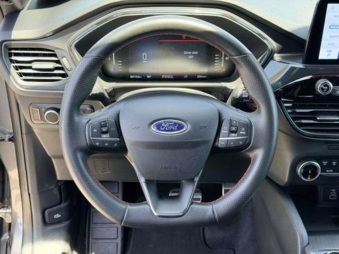 Used 2024 Ford Escape ST-Line FWD image 18