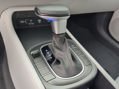 New 2026 Hyundai Kona SE FWD image 31
