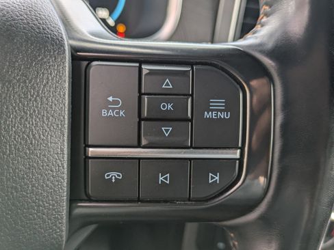 Used 2023 Ford F150 Platinum image 19