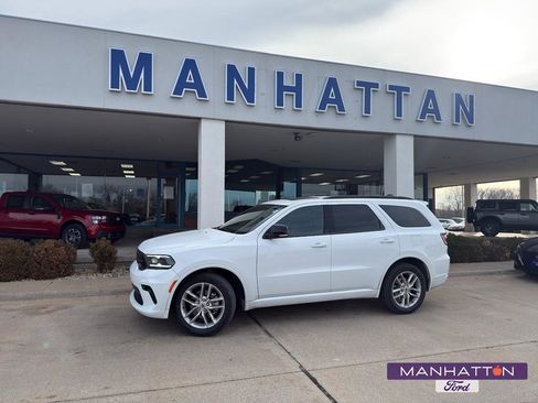 Used 2024 Dodge Durango GT image 1