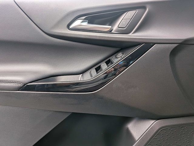 Used 2025 Chevrolet Equinox LT FWD image 27