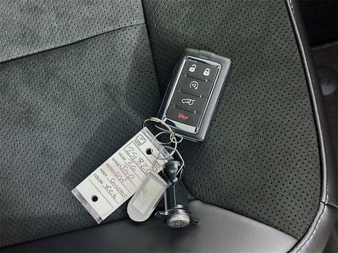 New 2025 Jeep Grand Cherokee Altitude image 19