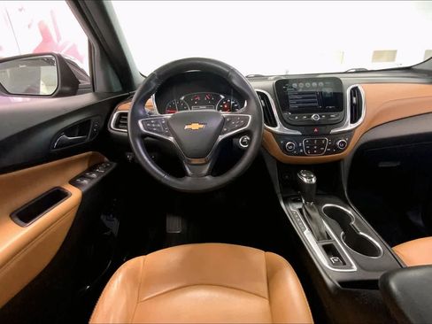 Used 2018 Chevrolet Equinox Premier AWD/4WD image 12