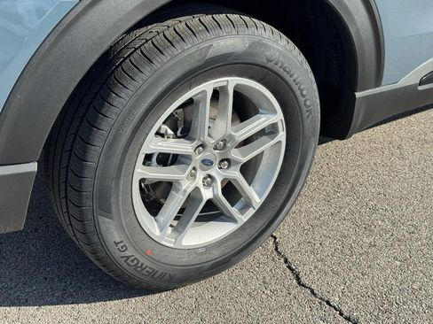 New 2026 Ford Explorer Active image 4