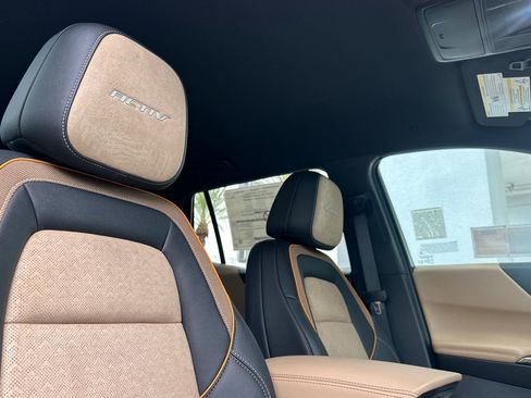 New 2026 Chevrolet Equinox ACTIV w/ Convenience Package III image 16