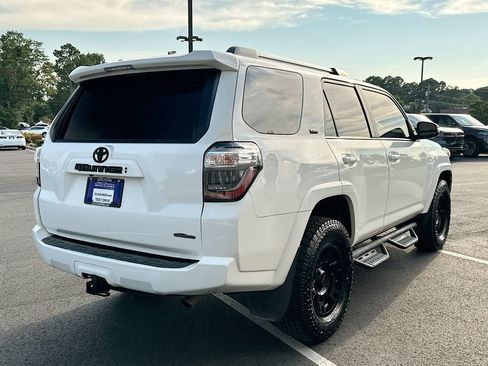 Used 2021 Toyota 4Runner SR5 Premium w/ Moonroof Package AWD/4WD image 7