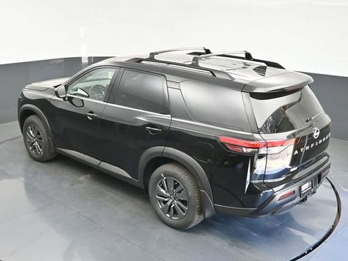 New 2026 Nissan Pathfinder SV w/ SV Premium Package FWD image 29