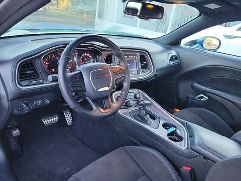 Used 2022 Dodge Challenger GT w/ Plus Package RWD image 10