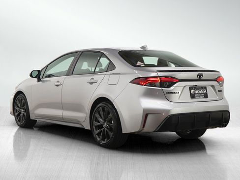 Used 2025 Toyota Corolla XSE image 3