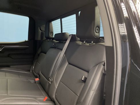 Used 2022 GMC Sierra 1500 Elevation image 26