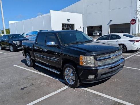 Used 2010 Chevrolet Silverado 1500 LT w/ Regional Value Package image 2