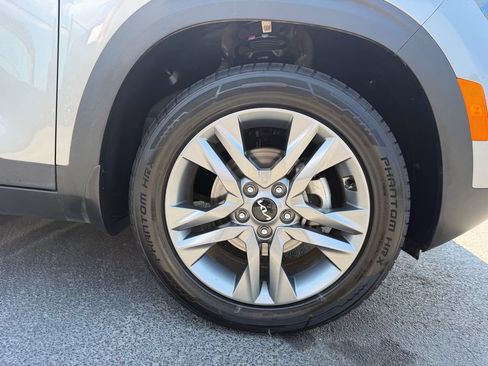 Used 2023 Kia Seltos S FWD image 10