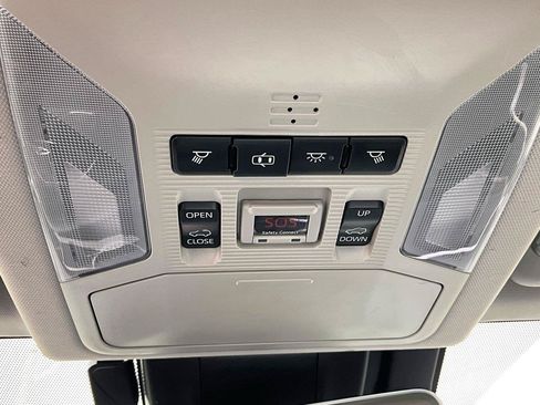 Used 2019 Toyota RAV4 XLE w/ Convenience Package AWD/4WD image 38
