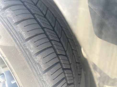 Used 2016 Dodge Charger SXT w/ Navigation & Travel Group image 9