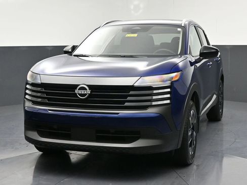 New 2026 Nissan Kicks SV w/ SV Premium Package AWD/4WD image 3