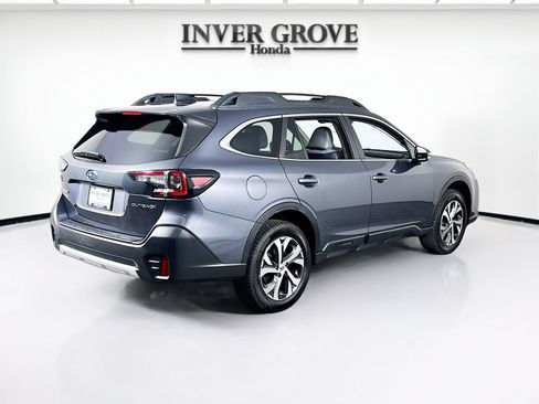 Used 2022 Subaru Outback Limited AWD/4WD image 5