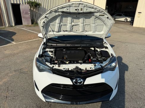 Used 2019 Toyota Corolla LE image 42