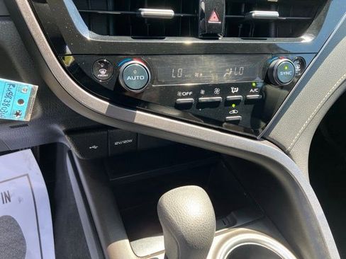 Used 2024 Toyota Camry LE FWD image 18