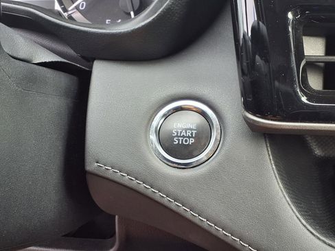 Used 2023 Toyota Highlander XLE image 26