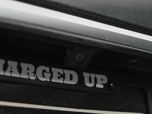 Used 2022 Audi Q5 e Premium w/ Convenience Package image 13