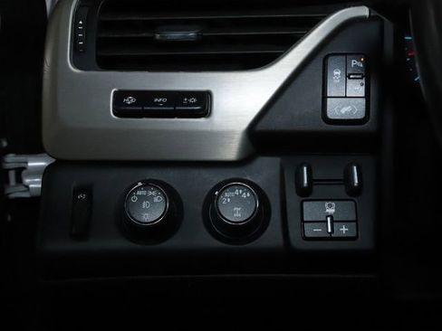 Used 2017 GMC Yukon Denali w/ Open Road Package image 36