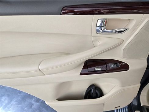 Used 2015 Lexus LX 570 4WD image 20