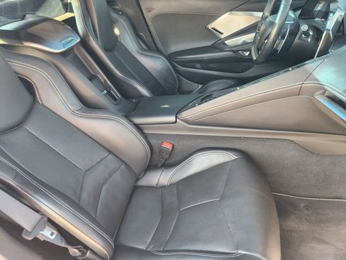 Used 2021 Chevrolet Corvette Stingray image 15