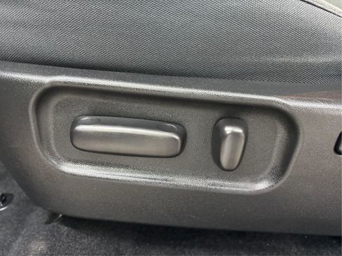 Used 2020 Toyota Tacoma TRD Off-Road image 25