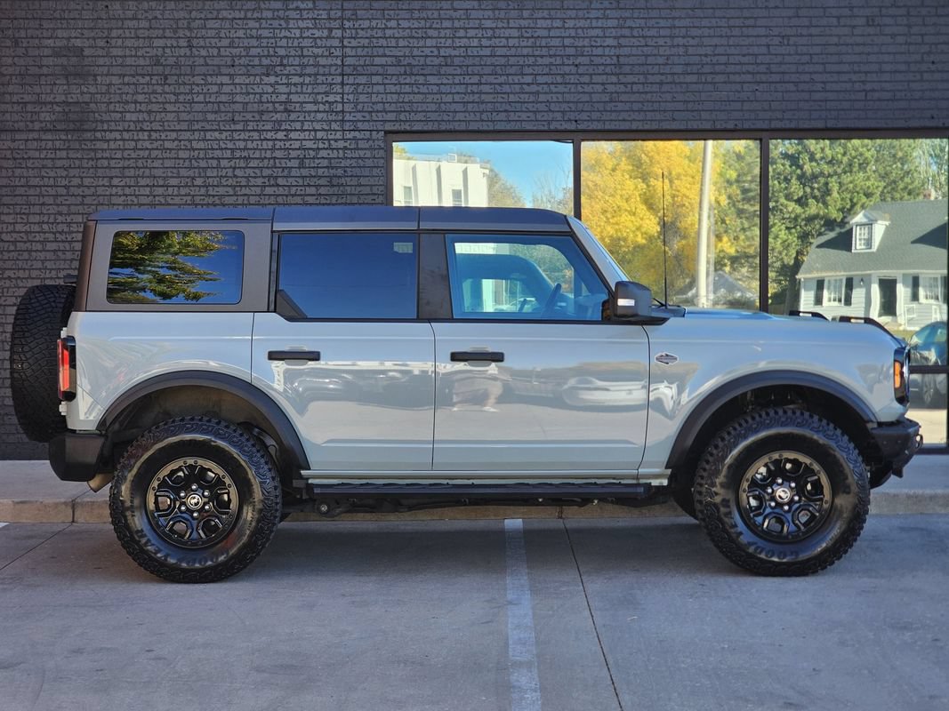 Used 2024 Ford Bronco Wildtrak AWD/4WD image 9