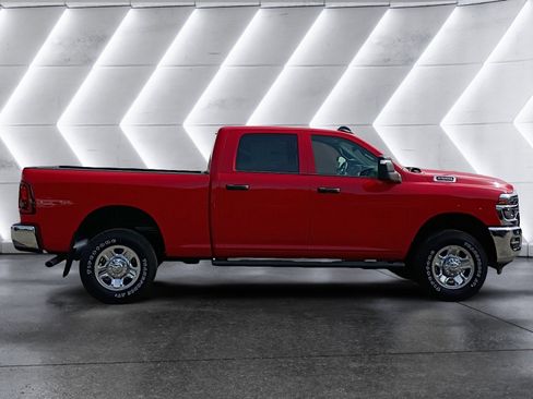 New 2026 RAM 2500 Tradesman AWD/4WD image 7