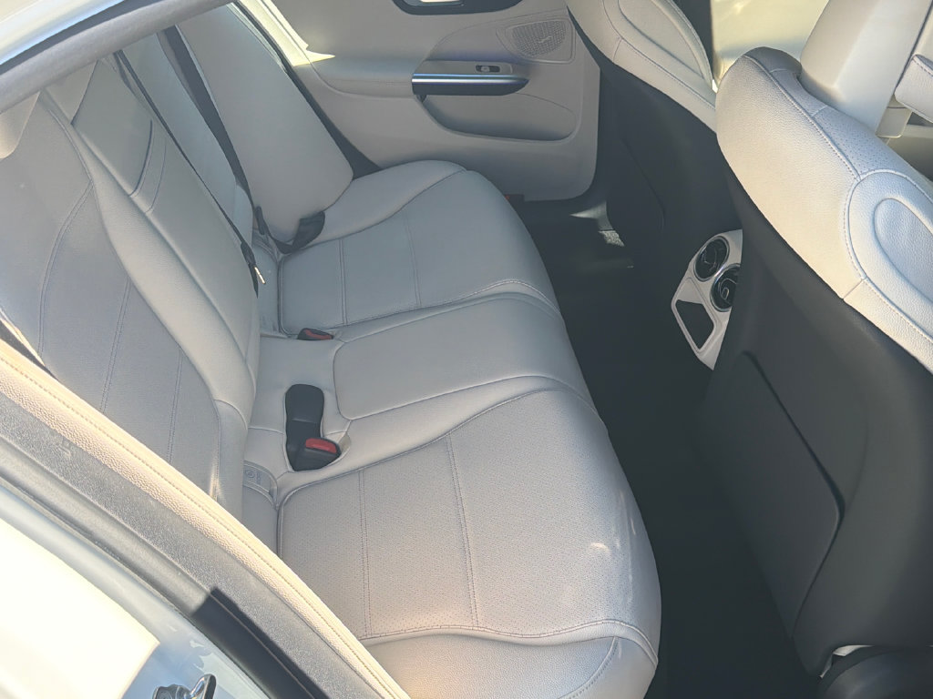Used 2023 Mercedes-Benz C 300 Sedan image 15