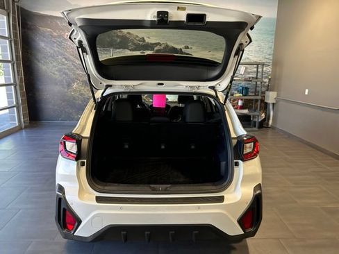 Used 2024 Subaru Crosstrek 2.5i Limited AWD/4WD image 30
