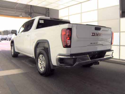 Used 2023 GMC Sierra 1500 SLE AWD/4WD image 4