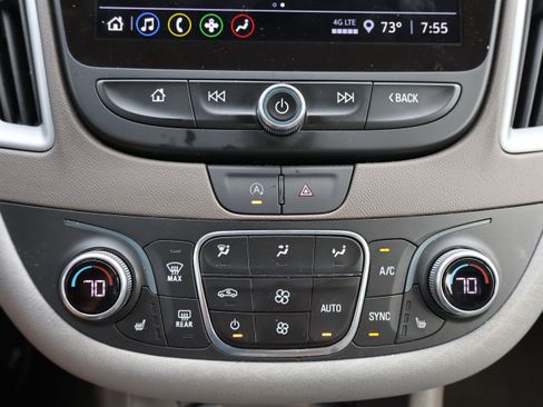 Used 2024 Chevrolet Malibu LT FWD image 27